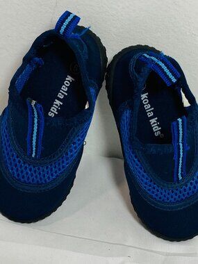 Koala Kids Sz 6 Toddler Water Shoes Navy, VGUC